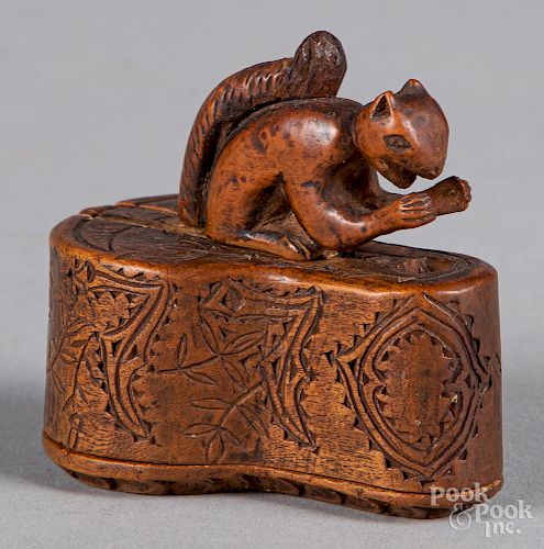 Carved snuff box