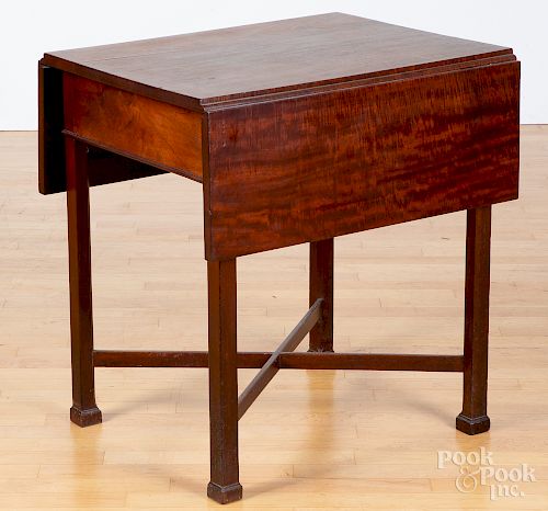 Pennsylvania Chippendale mahogany Pembroke table