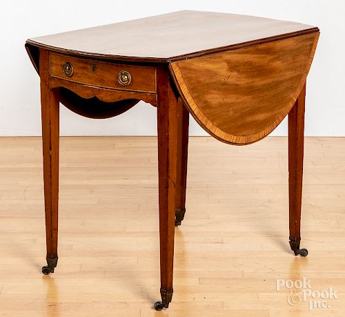 English mahogany Pembroke table