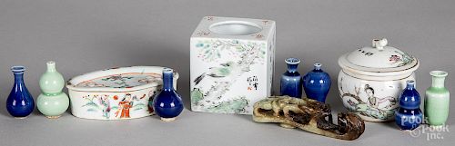 Chinese porcelain and carved jadeite items.