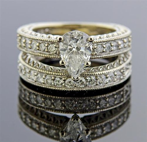 Platinum 1.52ct Pear Diamond Wedding Bridal Ring Set