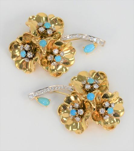 Pair of Marianne Ostier 14 Karat Gold and White Gold Floral Pins, with three flowers set with five fully cut diamonds in each flower with center turqu