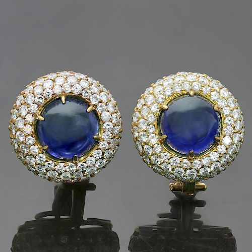 HARRY WINSTON Exquisite Diamond Blue Sapphire 18k Yellow Gold Dome Earrings