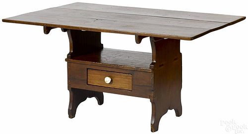 Pennsylvania walnut bench table, 19th c., 29'' h.,