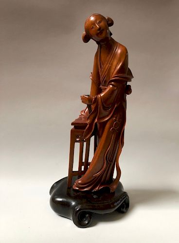 A CHINESE ANTIQUE WOOD CARVING FIGURE. 