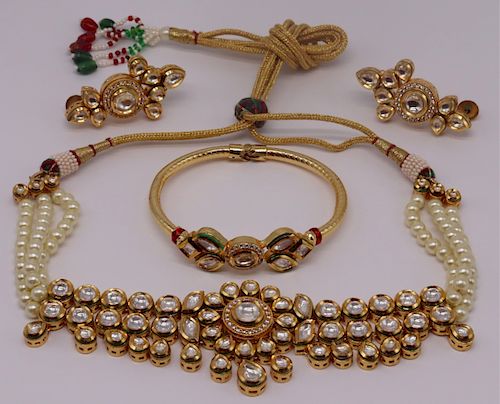 JEWELRY. 4 Pc. Kundan Style Jewelry Suite.