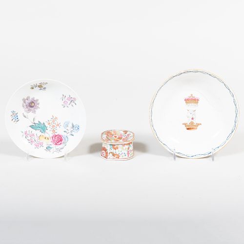 Chinese Export Porcelain Salt Cellar and Two Saucers