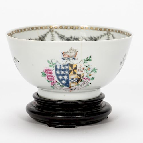 Armorial Chinese Export Rice Bowl with Stand