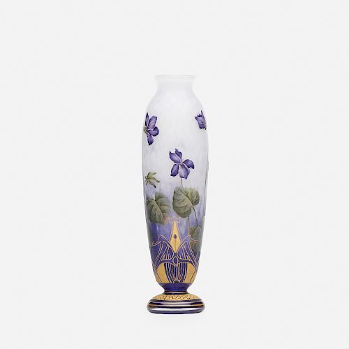 Daum, early vase with gentians