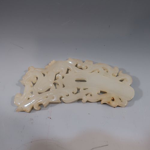 CHINESE ANTIQUE CARVED JADE - MING DYNASTY OR EARLIER