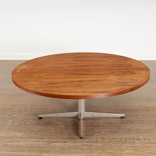 Arne Jacobsen (style), pedestal coffee table