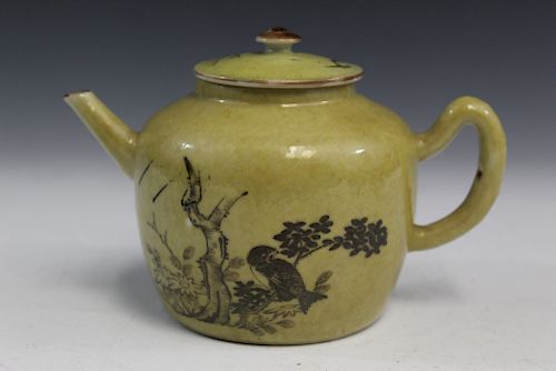 Chinese porcelain teapot, marked.