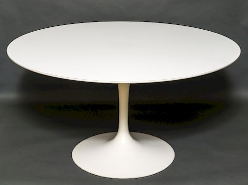 Eero Saarinen for Knoll Round Tulip Dining Table