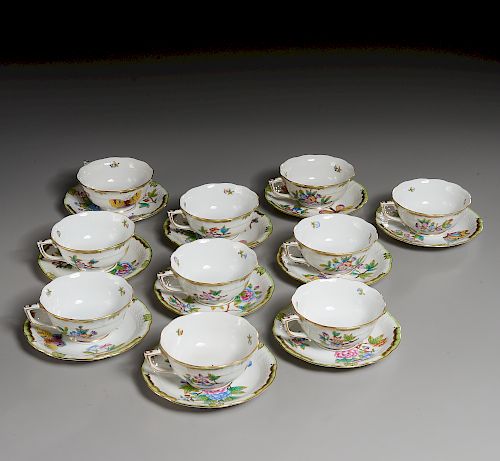 (10) Herend Porcelain Teacups & Saucers