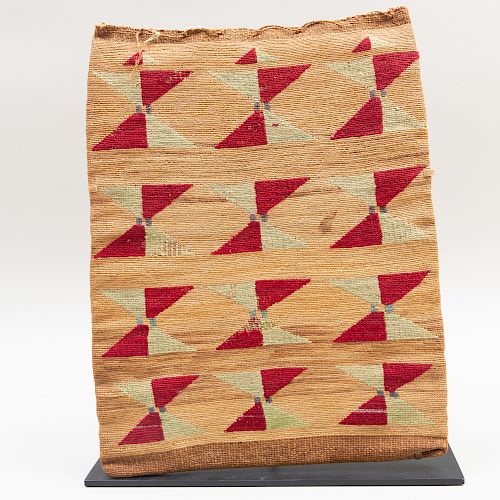 Nez Perce Woven Cornhusk Fibers and Wool Bag