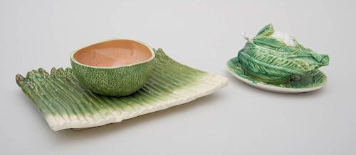 GROUP OF THREE CERAMIC SERVING PIECES IN THE FORM OF VEGETABLES