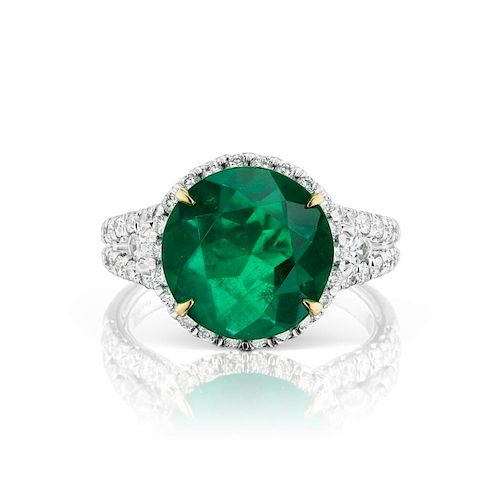 18k Gold 3.92ct Emerald and 1.55ct Diamond Ring