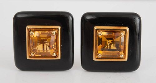 PAIR OF 18K YELLOW GOLD, BLACK ONYX AND CITRINE EARCLIPS