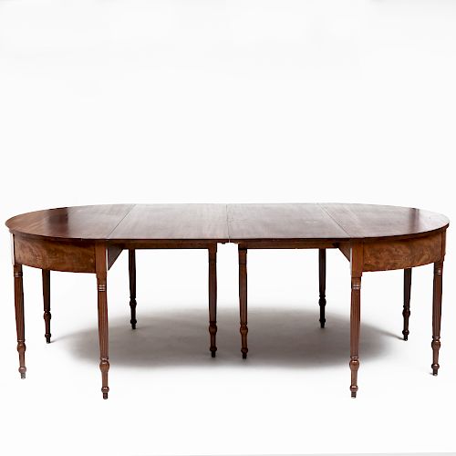 Federal Mahogany Extension Dining Table, New York