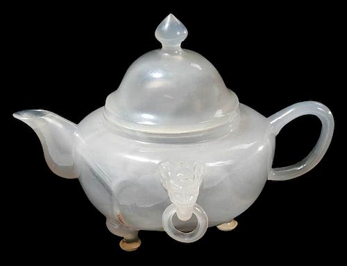 Chinese Clear Agate Teapot with Domed Cover