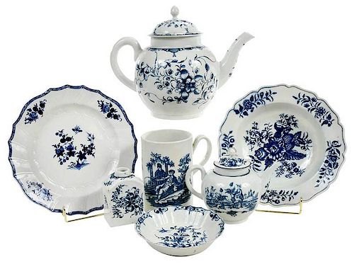 25 Pieces Blue and White Worcester, Dr. Wall