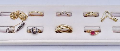 ASSORTED LOT OF 14 KT GOLD JEWELRY 