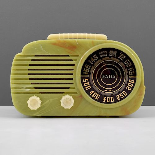 Vintage FADA "Cloud" Art Deco Radio