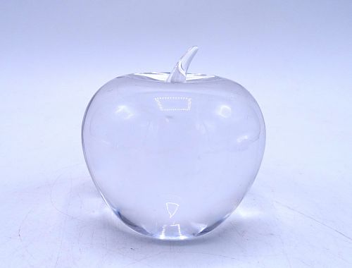 TIFFANY CRYSTAL APPLE PAPER WEIGHT 
