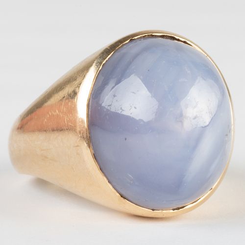 14k Gold and Star Sapphire Ring