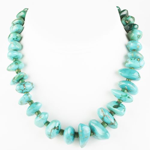 Graduated Turquoise Bead Necklace