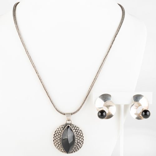 Lori Bonn Silver and Onyx Pendant Necklace and a Pair of Silver and Onyx Earclips