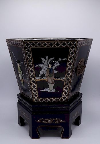 ASIAN LACQUER & HARDSTONE DECORATED CACHEPOT
