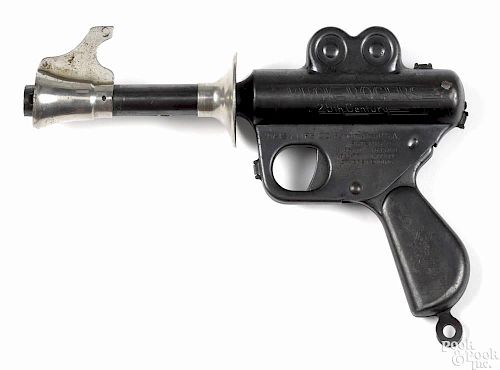 Daisy Buck Rogers 25th Century ray gun, 20th c., 9 1/2'' l.