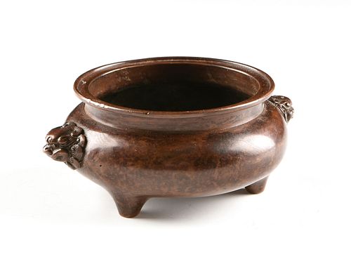 A CHINESE ARCHAISTIC STYLE COPPERED BRONZE TRIPOD CENSER, 19TH/20TH CENTURY,