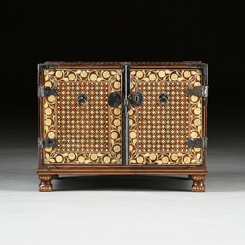AN INDO-PORTUGUESE INLAID ROSEWOOD AND SILVER GILT INLAID MOUNTED TABLE TOP CABINET, PROBABLY GOAN, LATE MUGHAL EMPIRE (1526-1857), 