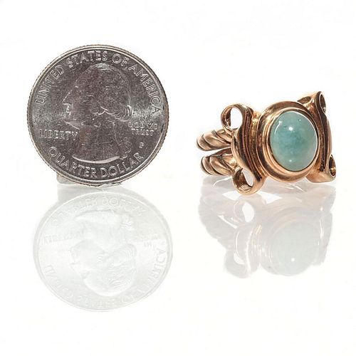 14 KARAT GOLD NEOCLASSICAL RING WITH CARVED JADE