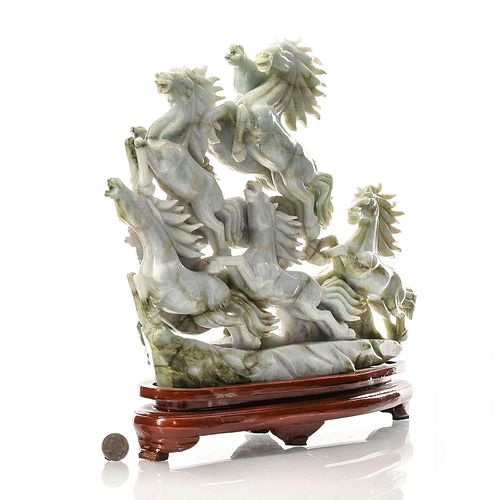 CHINESE DECORATIVE CARVED JADE HORSE GROUPING