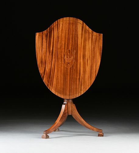AN AMERICAN SHERATON STYLE MARQUETRY INLAID MAHOGANY TILT TOP TABLE, EARLY/MID 20TH CENTURY,