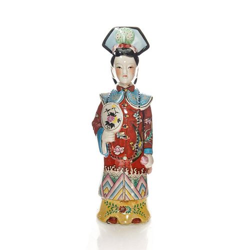 ANTIQUE CHINESE PORCELAIN FIGURINE OF WOMAN