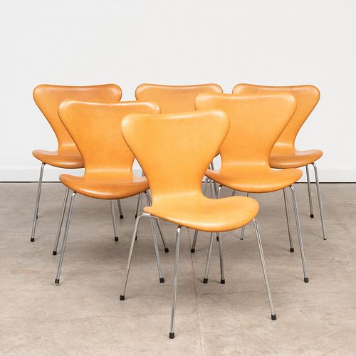 Set of Six Arne Jacobsen Chrome and Leather 'Sjuan' Chairs, for Fritz Hansen