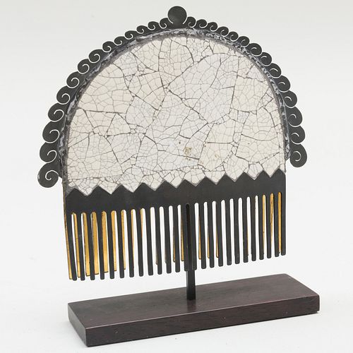 Art Deco Eggshell Lacquer Comb