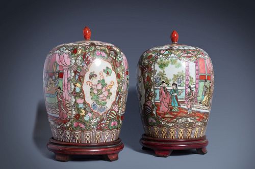 Coppia di potiche in porcellana, Cina secolo XX