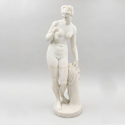Eva con la manzana. Elaborada en alabastro. 78 cm de longitud