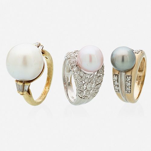 Three cultured pearl and gold rings