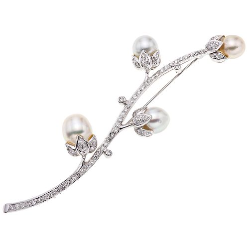 CULTURED PEARLS AND DIAMONDS BROOCH. 18K WHITE GOLD