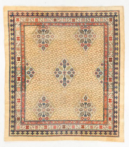 Fine Antique Sarab Rug, Persia: 5'9'' x 6'5''