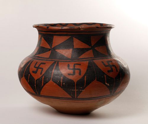 San Ildefonso, Black on Red Water Jar, ca. 1910