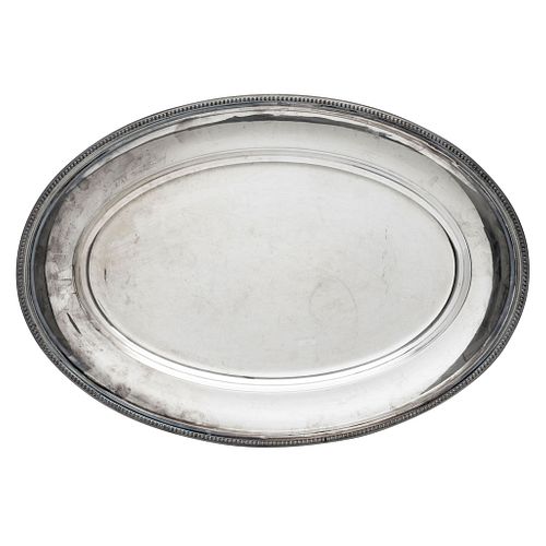 Platter and Tray. Mexico and France. 20th Century. CONQUISTADOR Sterling Silver Ley 0.925 and CHRISTOFLE silver metal.
