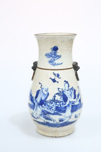 A LARGE CHINESE BLUE AND WHITE VASE, decorated to the front with two figure