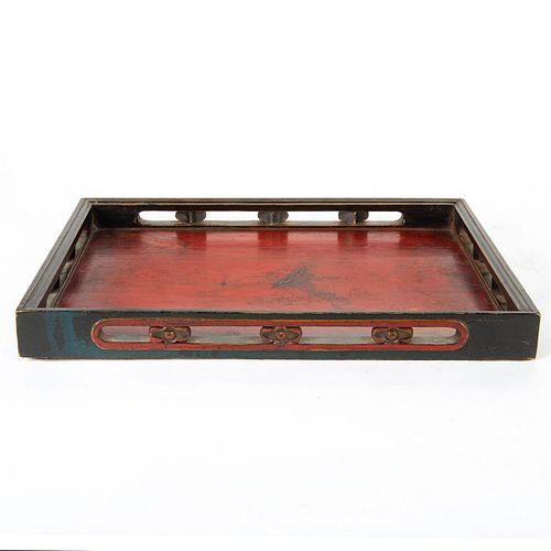 ANTIQUE 19TH CENTURY CARVED WOODEN SERVING TRAY, INDIA